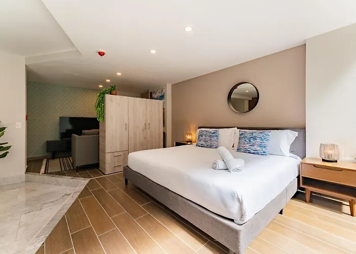 Condesa Lofts & By Vh Hotel